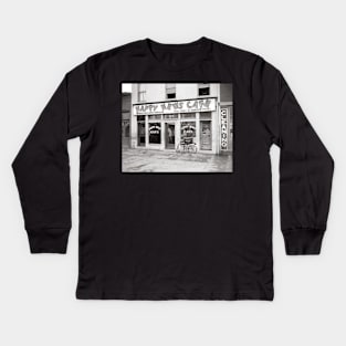 Happy News Cafe, 1938. Vintage Photo Kids Long Sleeve T-Shirt